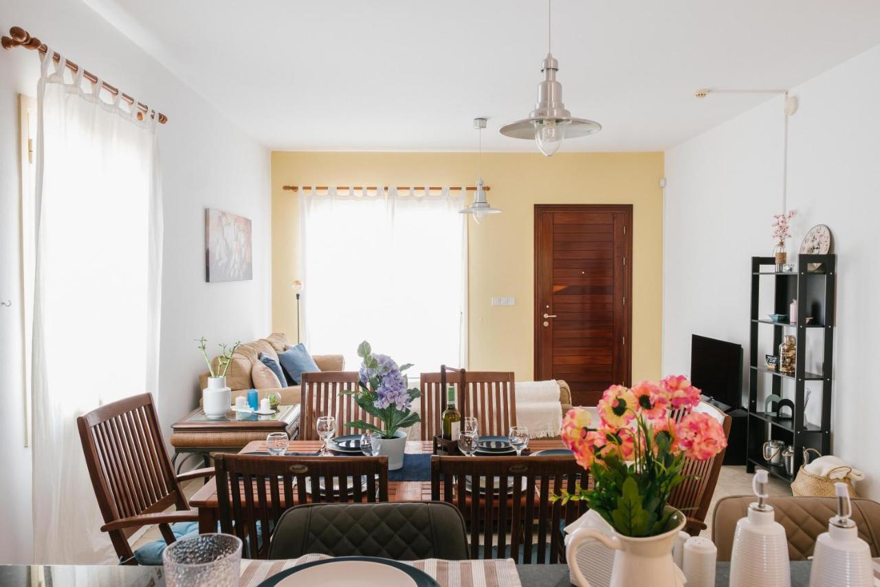 Aphrodite Gardens No.9 Luxury Apt Paphos Kültér fotó